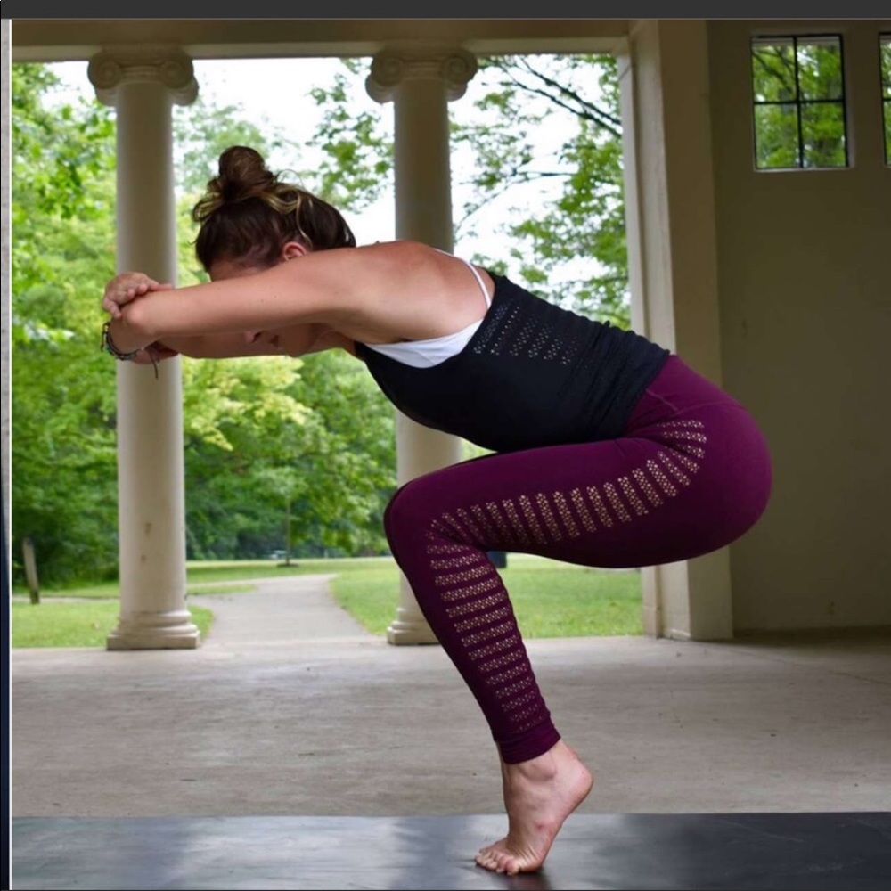 New LULULEMON reveal tights dark adobe wine 10 - Picture 7 of 8